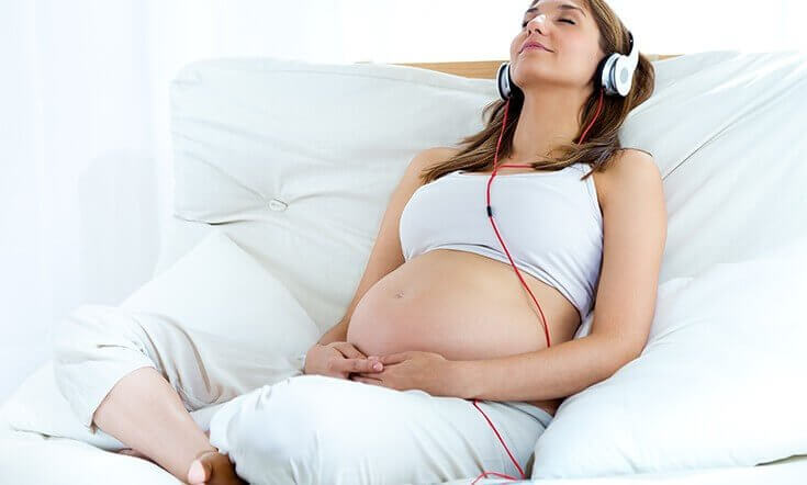 Hiệu quả khi mẹ bầu nghe nhạc trong thai kỳ – Phần 2
